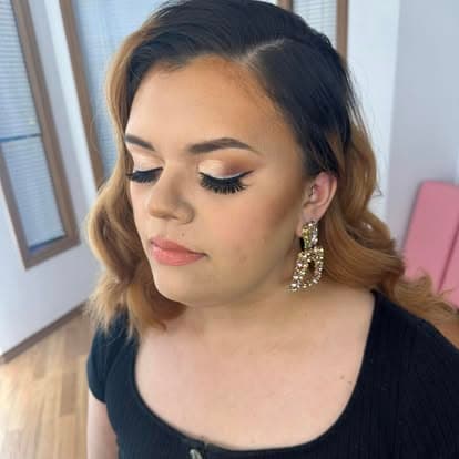 Lovely Makeup portfolio image 22